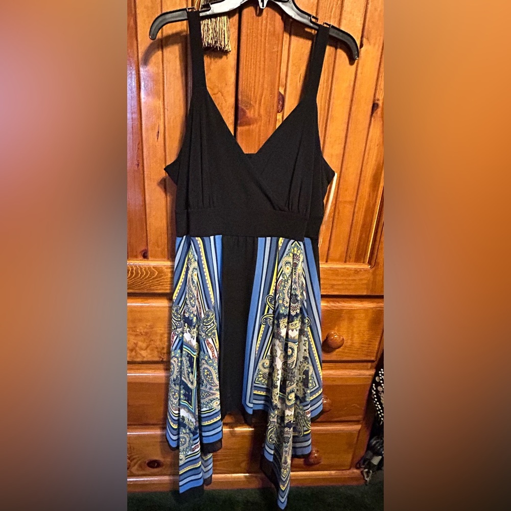 Avenue size 18/20 Sleeveless Blue handkerchief dress.